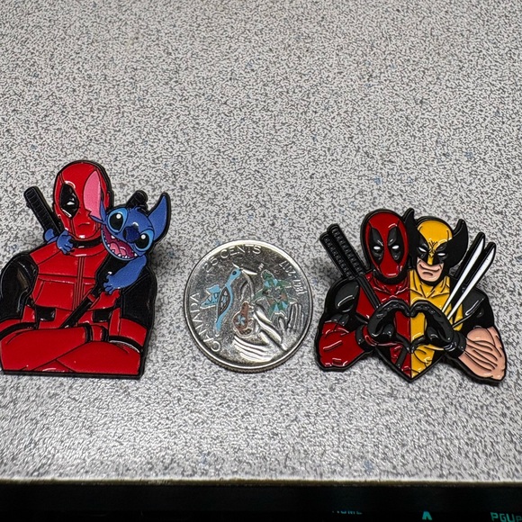 Dead pool and Stitch Marvel Red and Black Enamel Pin - Picture 4 of 4